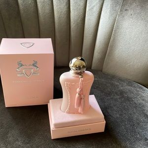 PARFUMS de MARLY DELINA